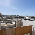 Historic - Super Location Near Valletta Ferry Апартаменты *