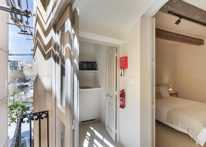 Historic - Super Location Near Valletta Ferry Cospicua