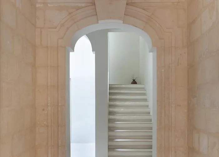 Historic - Super Location Near Valletta Ferry *