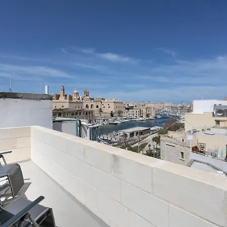 3 Cities Harbour Townhouse - Near Valletta Ferry