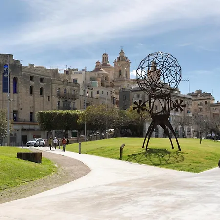 Historic Apartments - Super Location Near Valletta Ferry