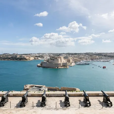 3 Cities Harbour Townhouse - Near Valletta Ferry شقة Cospicua
