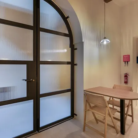 Historic Apartments - Super Location Near Valletta Ferry Apartment