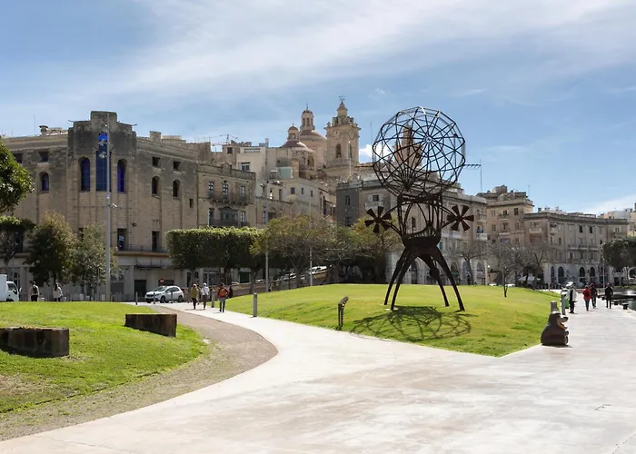 Historic - Super Location Near Valletta Ferry