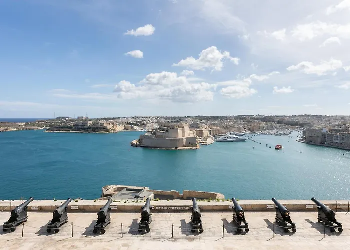 Historic - Super Location Near Valletta Ferry Апартаменты Cospicua